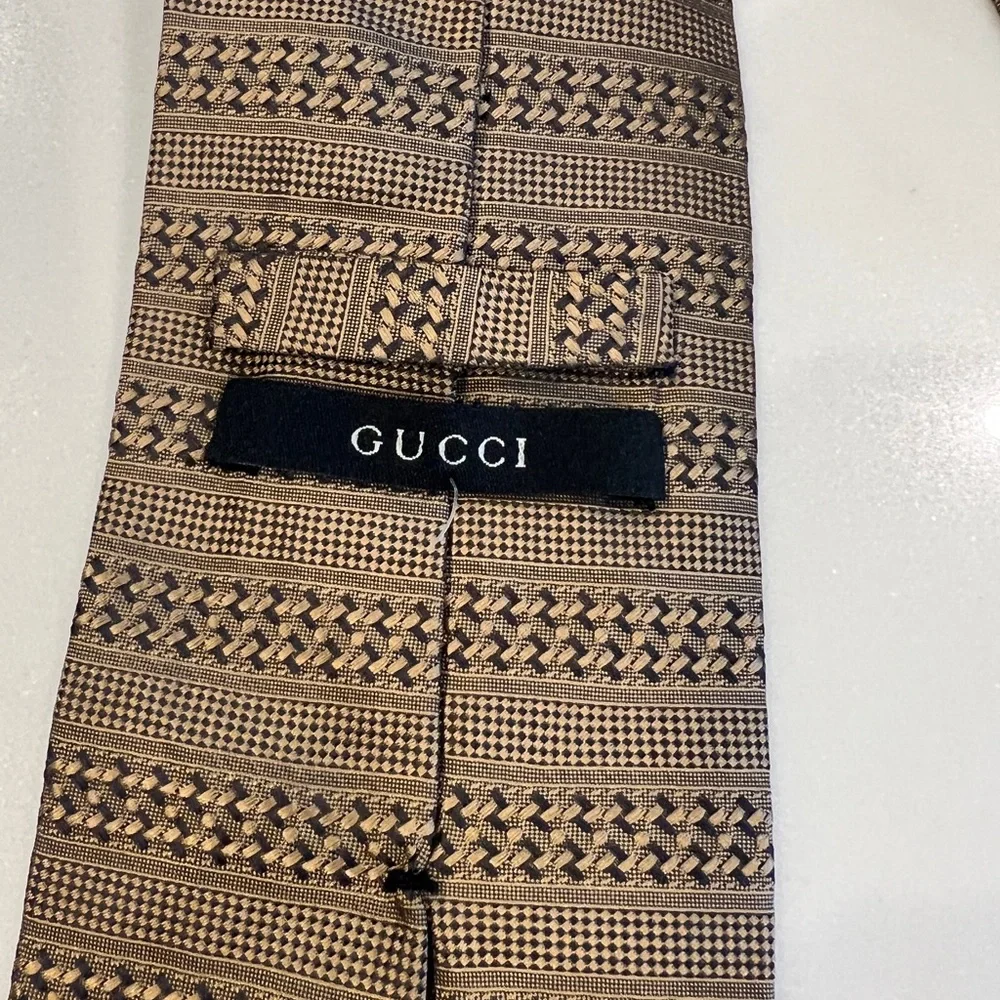 Gucci Striped Patterned Tie
